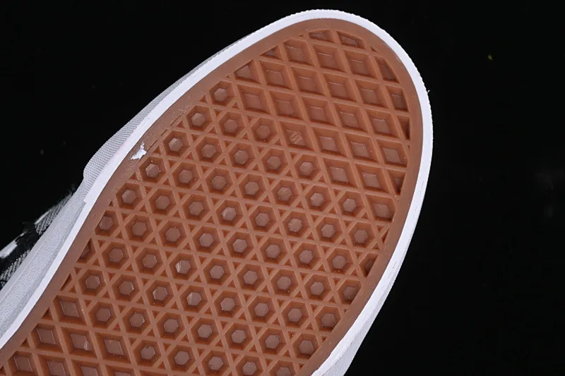All categories Vans Vans series Vans Low Vans low-top Vans Knu Skool checkerboard washed denim low-top casual sneakers VN000CS0239